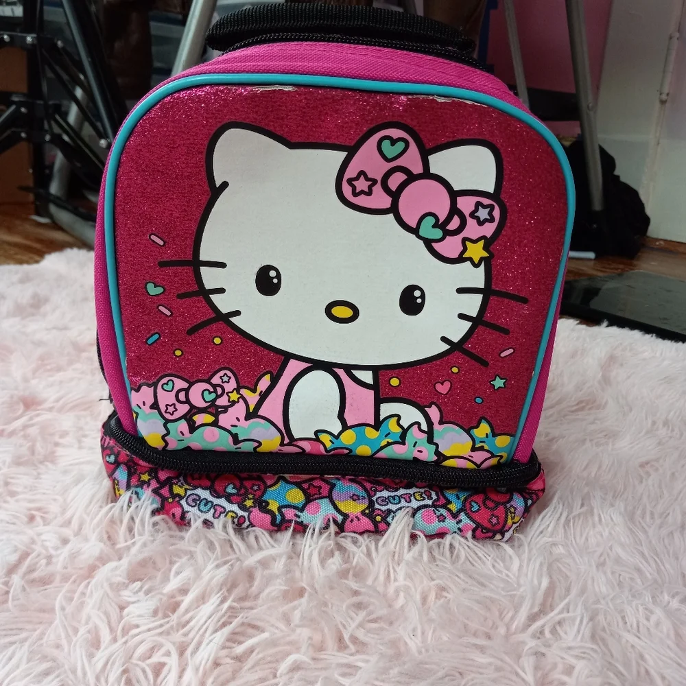 SOLD! Hello Kitty y2k glittery insulated lunch tote! EUC! Vintage kawaii sanrio! - Picture 15 of 15
